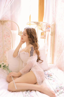可以看到女生所有部位的头像