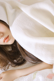 男生和女生亲亲